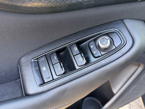 Certified 2025 Subaru Outback Premium w/ Popular Package #1A image 12