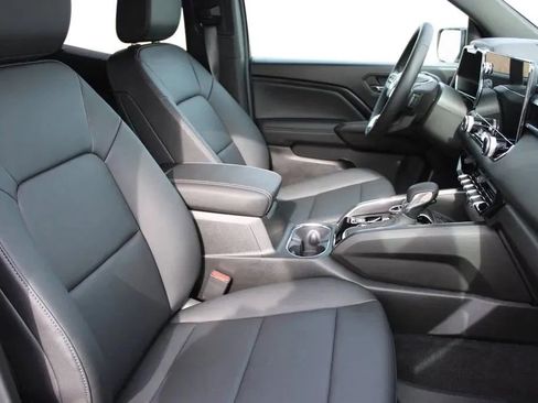 New 2026 GMC Canyon Elevation w/ Convenience Package image 17