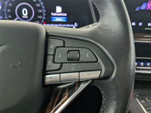 Used 2023 Cadillac Escalade ESV Premium Luxury image 18