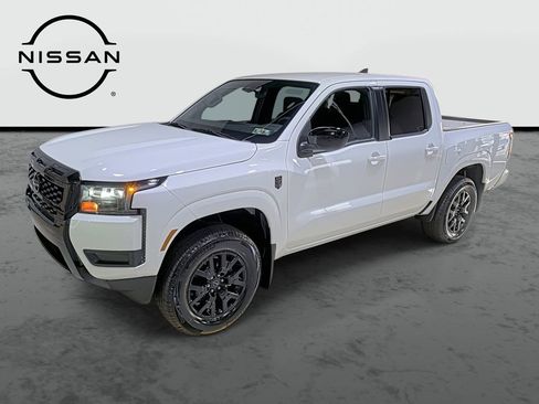 New 2026 Nissan Frontier SV w/ Tow Package AWD/4WD image 1