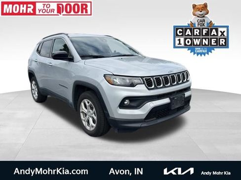 Used 2024 Jeep Compass Latitude AWD/4WD image 1