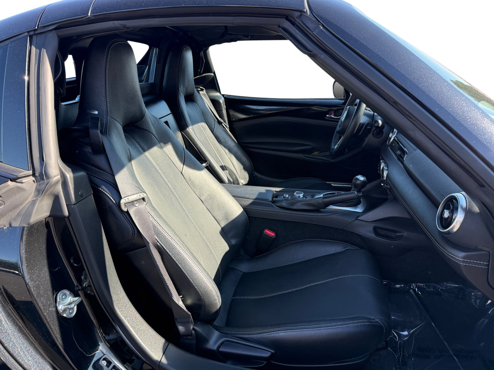 Used 2025 MAZDA MX-5 Miata RF Grand Touring RWD image 17