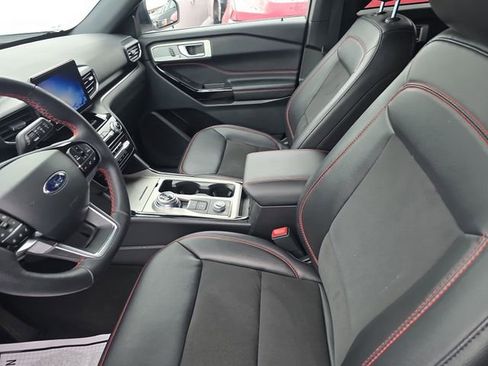 Used 2023 Ford Explorer ST-Line AWD/4WD image 19