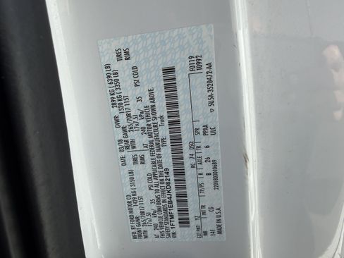 Used 2018 Ford F150 XL w/ Equipment Group 101A Mid AWD/4WD image 25