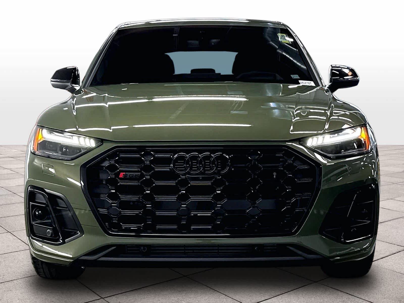 Used 2024 Audi SQ5 Prestige w/ Prestige Package AWD/4WD image 3