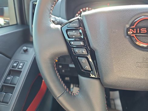 Used 2025 Nissan Frontier Pro-X w/ Pro Premium Package RWD image 17