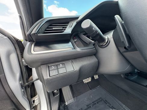 Used 2021 Honda Civic Sport image 25