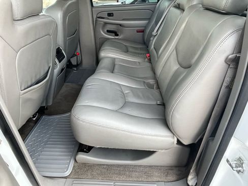 Used 2007 Chevrolet Silverado 3500 LT w/ Heavy-Duty Power Package image 13