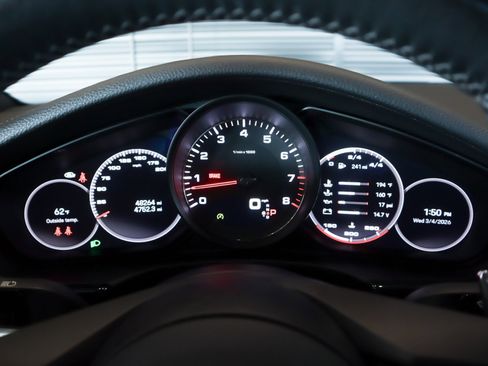 Certified 2022 Porsche Panamera 4S image 17