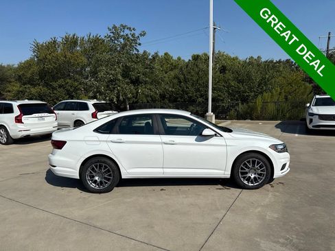 Used 2019 Volkswagen Jetta S w/ Driver Assistance Package FWD image 4