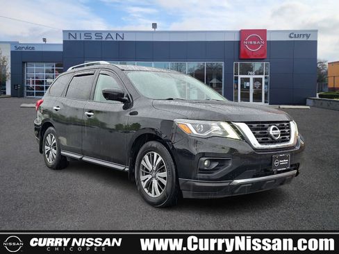 Used 2019 Nissan Pathfinder SL AWD/4WD image 1