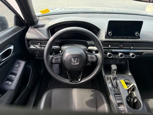 Used 2023 Honda Civic Sport image 20