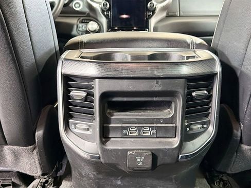 Used 2023 RAM 1500 Laramie AWD/4WD image 28