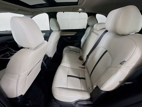 New 2025 MAZDA CX-70 Plug-In Hybrid w/ Premium Pkg image 25
