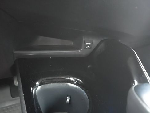 Certified 2021 Toyota C-HR Limited image 26