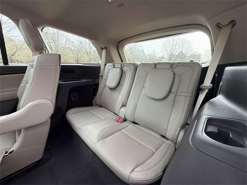 Used 2023 Lincoln Aviator Reserve w/ Elements Package Plus image 24