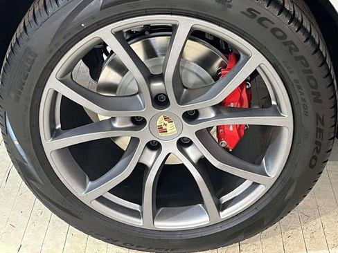 New 2026 Porsche Cayenne S image 14