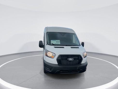 New 2026 Ford Transit 250 148 Medium Roof RWD image 3