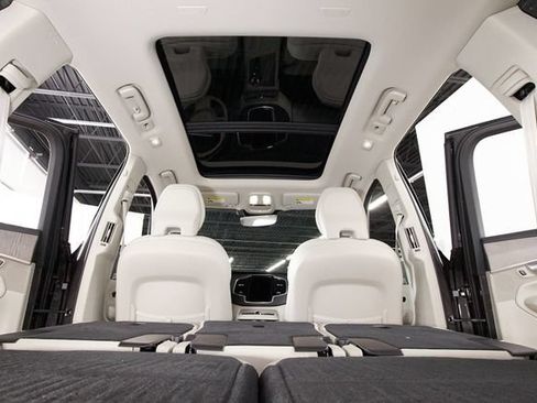 Used 2024 Volvo XC90 T8 Ultimate w/ Protection Package Premier AWD/4WD image 29