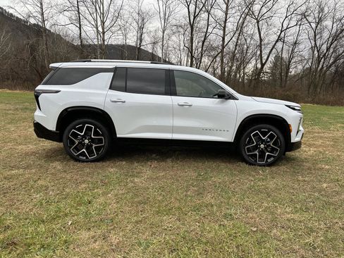 New 2026 Chevrolet Traverse High Country image 5