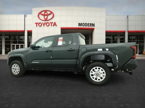 New 2026 Toyota Tacoma SR5 image 12