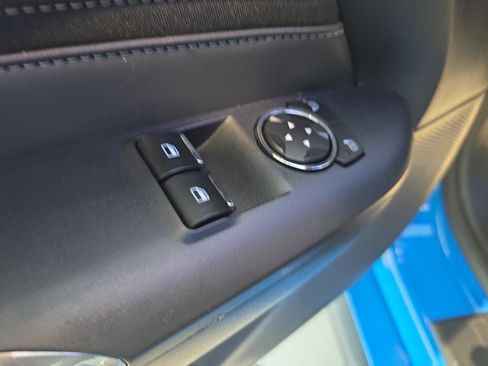 Used 2025 Ford Mustang GT RWD image 16