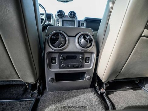 Used 2003 HUMMER H2 w/ Preferred Equipment Group AWD/4WD image 67