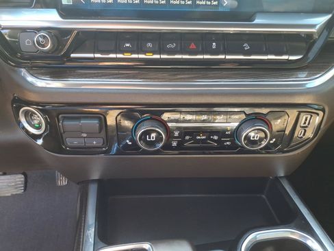 Used 2023 Chevrolet Silverado 1500 RST AWD/4WD image 24