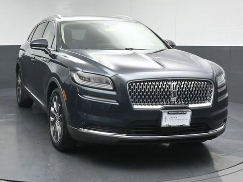 Certified 2022 Lincoln Nautilus Reserve w/ Equipment Group 201A AWD/4WD image 2