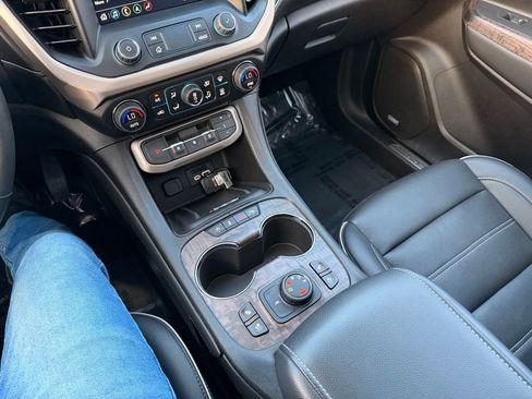 Used 2023 GMC Acadia Denali w/ Denali Technology Package image 23