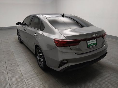 Used 2024 Kia Forte LXS w/ LXS Technology Package FWD image 5
