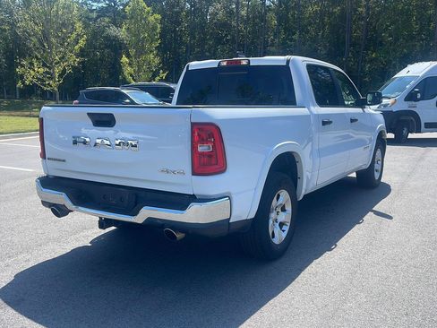 Used 2025 RAM 1500 Big Horn AWD/4WD image 7