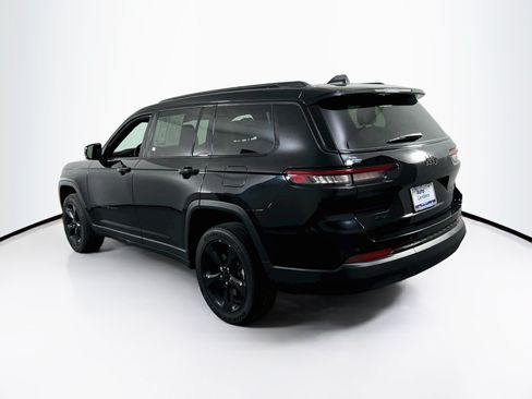 Used 2023 Jeep Grand Cherokee L Laredo AWD/4WD image 7