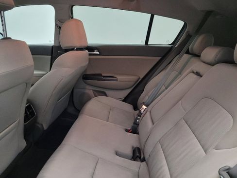 Used 2019 Kia Sportage LX FWD image 18