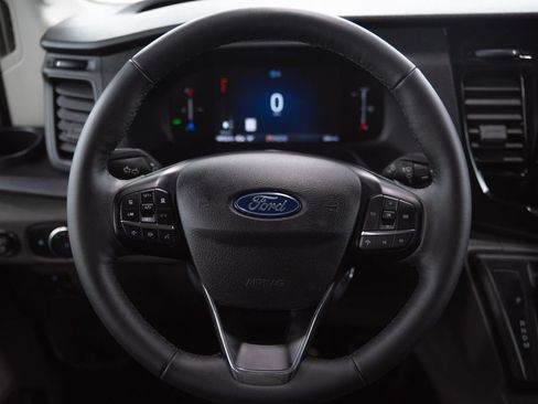 Used 2026 Ford Transit 350 XLT RWD image 25