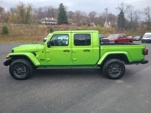 New 2026 Jeep Gladiator Sport AWD/4WD image 2