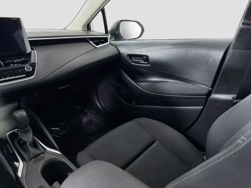 Certified 2025 Toyota Corolla LE FWD image 23