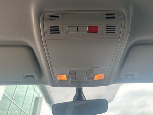 Certified 2023 Volkswagen Taos S FWD image 15