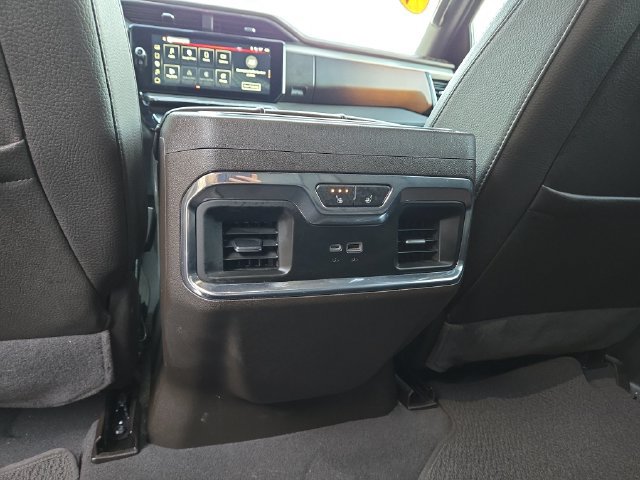 Used 2023 GMC Sierra 1500 Denali w/ Denali Reserve Package AWD/4WD image 35