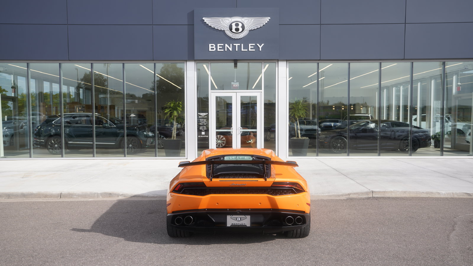 Used 2015 Lamborghini Huracan LP 610-4 AWD/4WD image 13