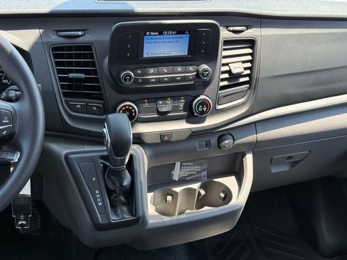 New 2025 Ford Transit 250 148 Medium Roof image 13