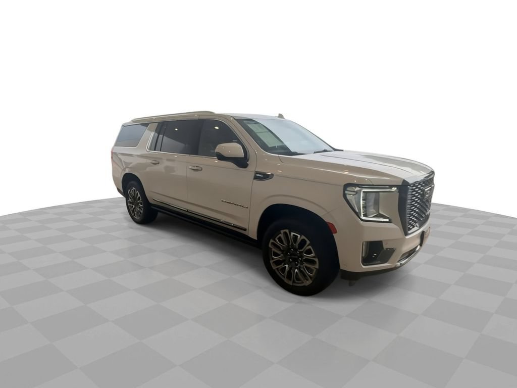 Certified 2023 GMC Yukon XL Denali Ultimate AWD/4WD image 2