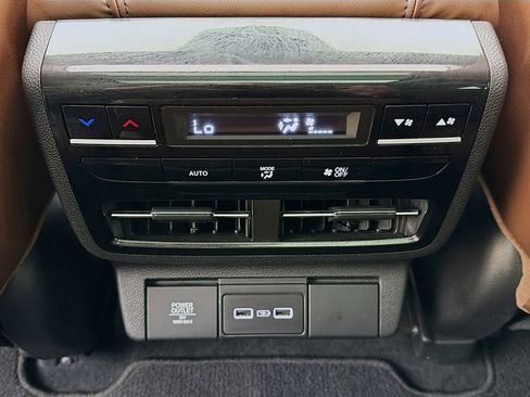 Used 2023 Acura MDX SH-AWD w/ Technology Package image 43