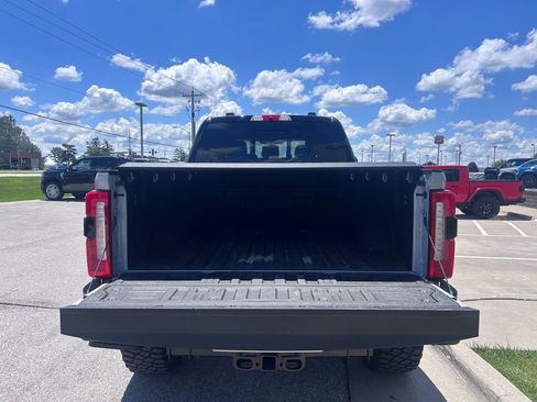 Used 2026 Ford F250 Lariat w/ Black Appearance Package AWD/4WD image 17