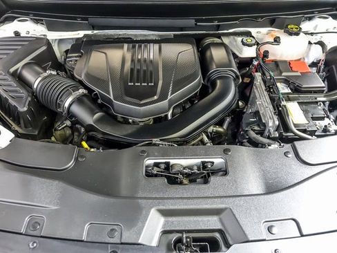 Used 2021 Chevrolet Silverado 1500 LT Trail Boss w/ Convenience Package II image 36