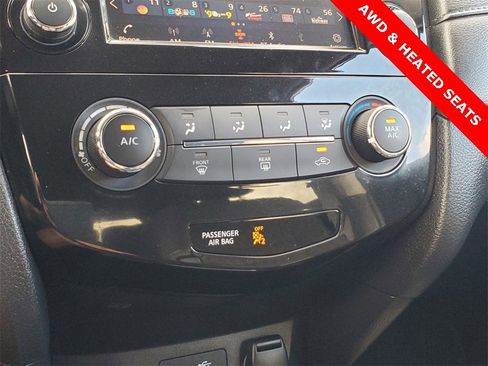 Used 2020 Nissan Rogue S image 21