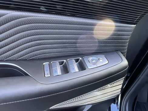 Used 2025 Hyundai Palisade Calligraphy image 23