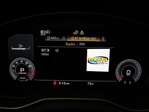 Certified 2025 Audi Q5 2.0T Premium w/ Convenience Plus Package image 16