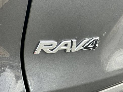 Used 2023 Toyota RAV4 XLE FWD image 25