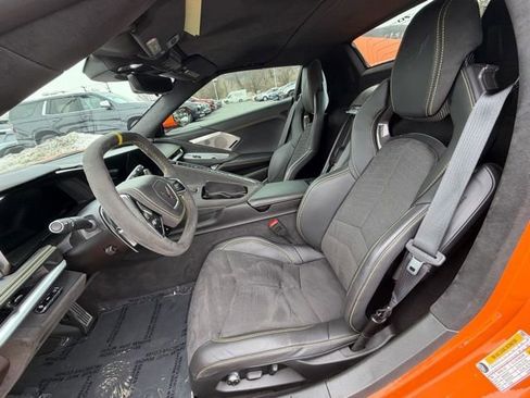 Used 2023 Chevrolet Corvette Stingray w/ Z51 Performance Package image 38